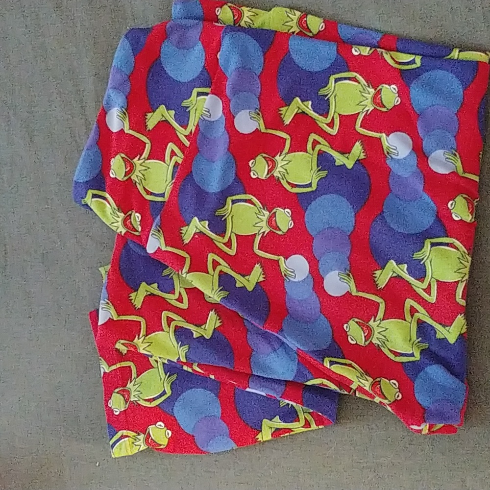 Lularoe Kermit the Frog Legging OS